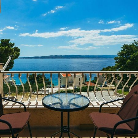 Apartments Lovre - Close To The Sea Брела Екстериор снимка