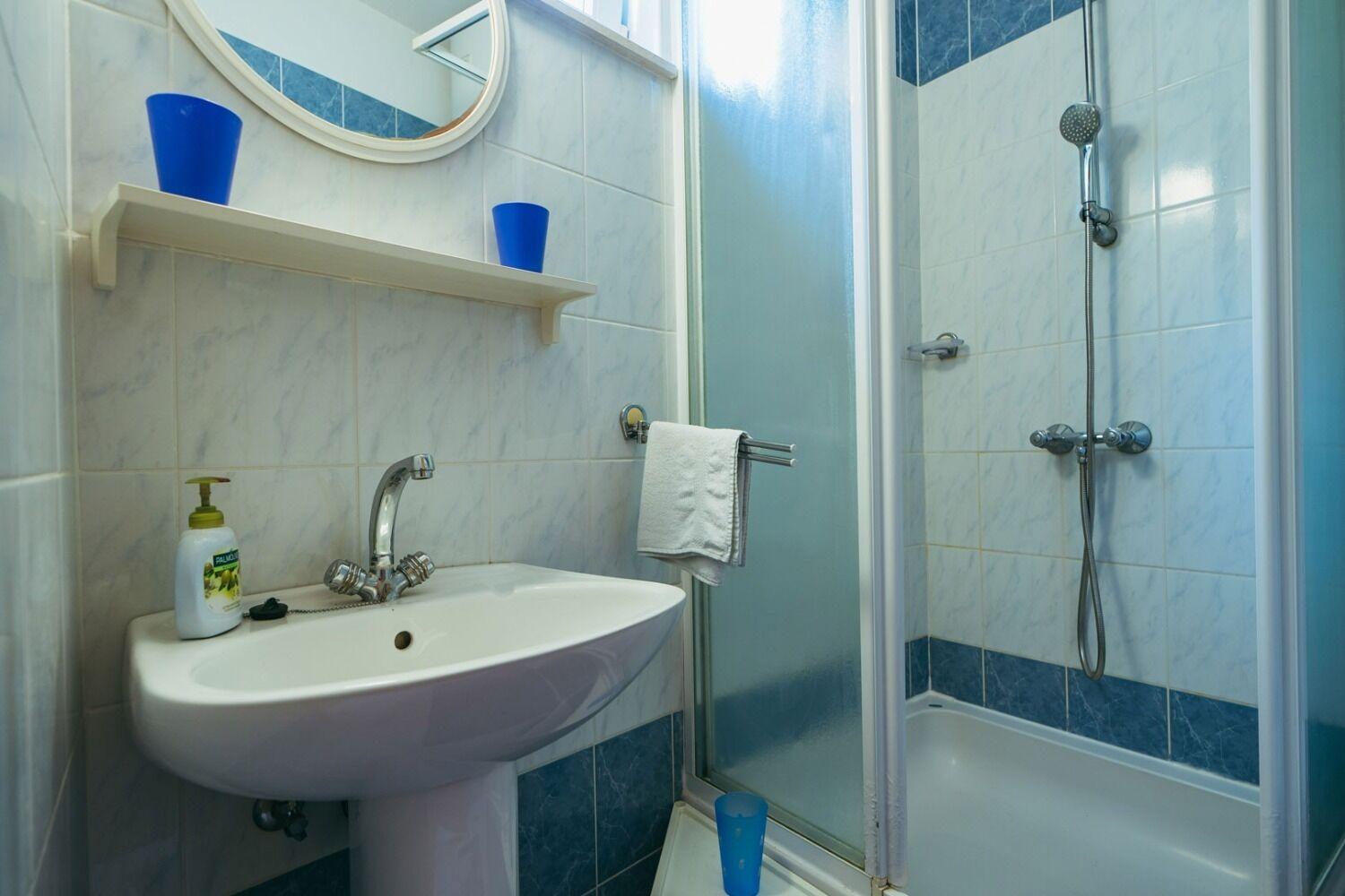 Apartments Lovre - Close To The Sea Брела Екстериор снимка