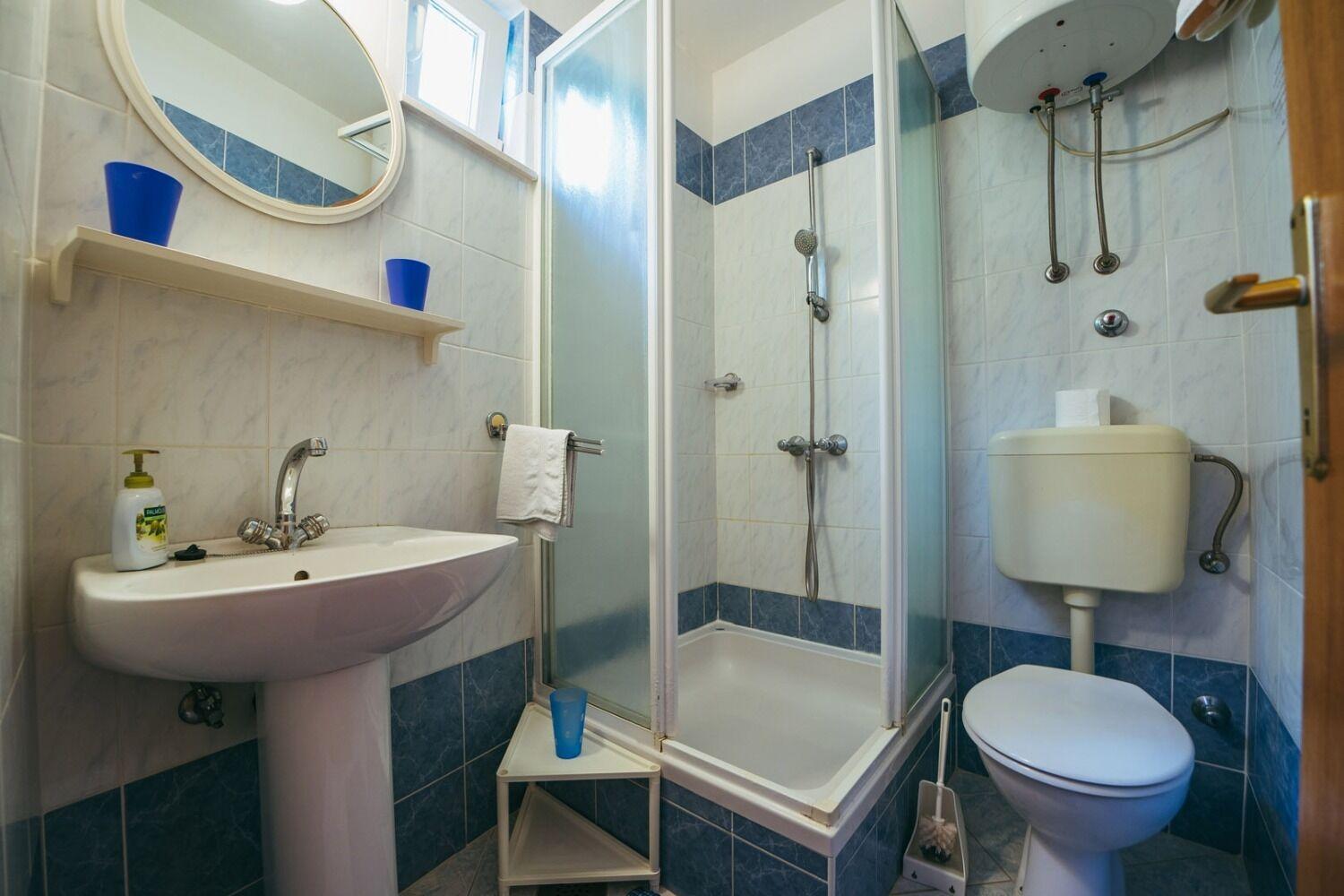 Apartments Lovre - Close To The Sea Брела Екстериор снимка